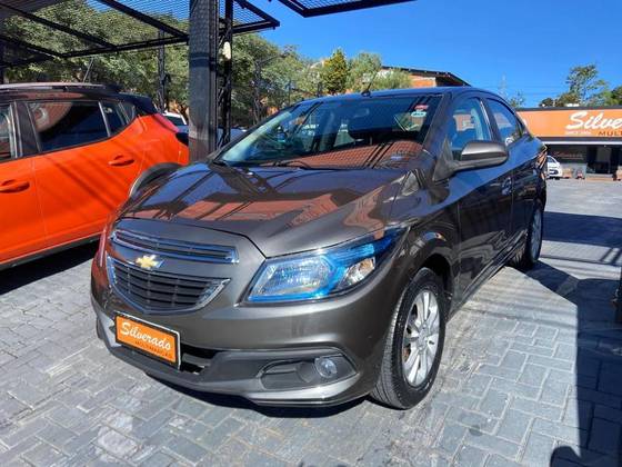 CHEVROLET PRISMA 1.4 MPFI ADVANTAGE 8V FLEX 4P AUTOMÁTICO CHEVROLET PRISMA 1.4 MPFI ADVANTAGE 8V FLEX 4P AUTOMÁTICO